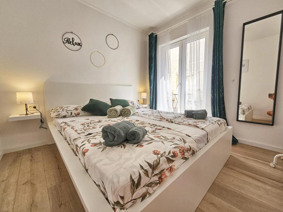 Apartment Melani Vir Luaran gambar
